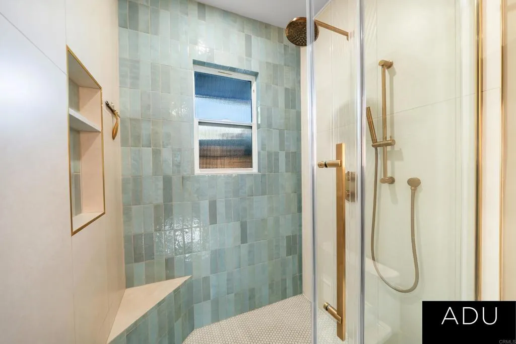 https://cdn.realtyfeed.com/cdn/127/306738853/d6f2a3a8eb0b8fbf37a34aa85016efe3.webp