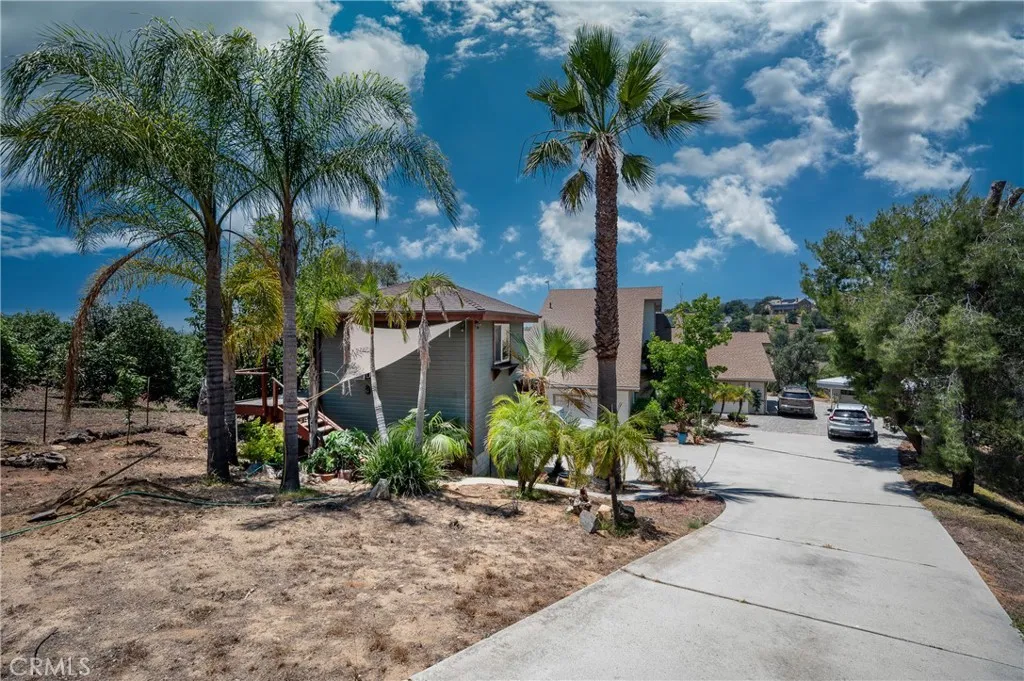 https://cdn.realtyfeed.com/cdn/127/306738942/117c81979abf0f53e7c1042a1aa81070.webp