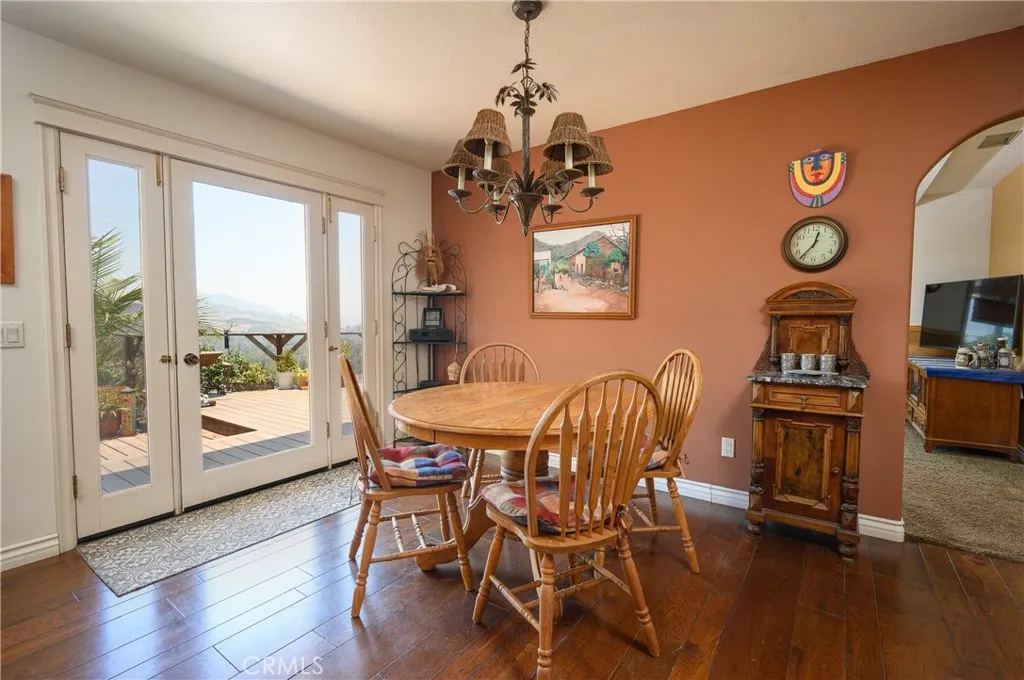 https://cdn.realtyfeed.com/cdn/127/306738942/17c83c3f2ee2e7d1c9e81ff508fdc69f.webp