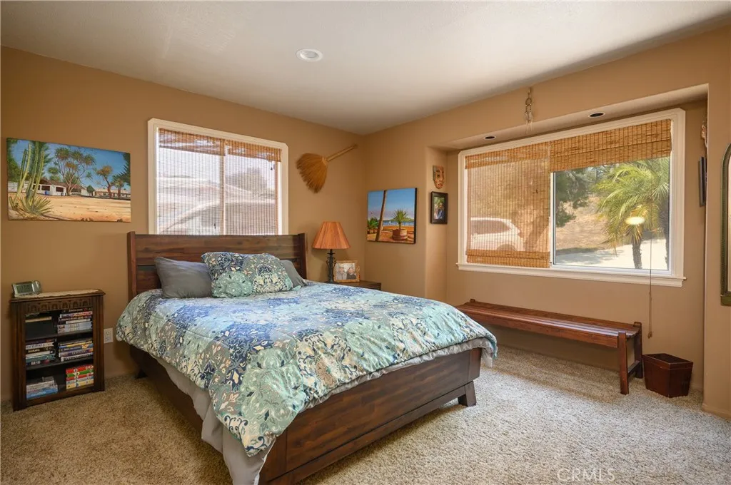 https://cdn.realtyfeed.com/cdn/127/306738942/cf4f41e4874b6eac32b4108eca8408d3.webp