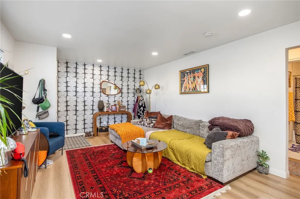 1209 Florida Street, Huntington Beach, CA 92648 - Photo 5 of 35, Huntington Beach, CA