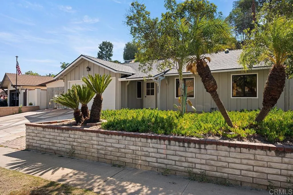 https://cdn.realtyfeed.com/cdn/127/306739014/075074704f260139d2cdfd6700e56ba3.webp