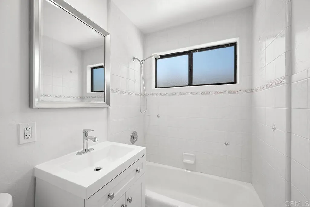 https://cdn.realtyfeed.com/cdn/127/306739014/1703fede3d2c76a7efff5ed42a263da8.webp