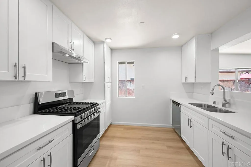 https://cdn.realtyfeed.com/cdn/127/306739014/1e76e3d040758bc7b6061574c85573a5.webp