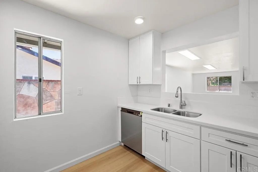 https://cdn.realtyfeed.com/cdn/127/306739014/33a06db2a065ac8d25ed1a40dfcaa890.webp