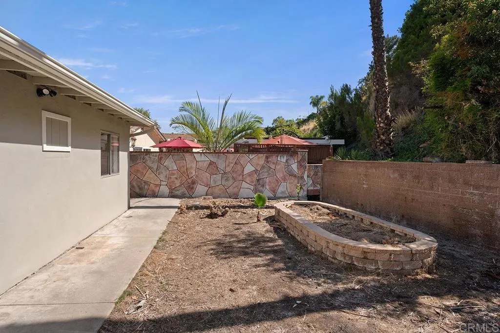 https://cdn.realtyfeed.com/cdn/127/306739014/5b040dd161ce8baf01bc6e062bd99ddd.webp