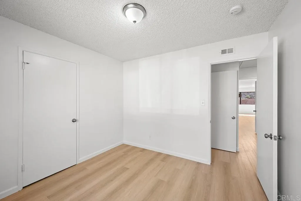 https://cdn.realtyfeed.com/cdn/127/306739014/824f141cc9482bca5318cb806599ad93.webp