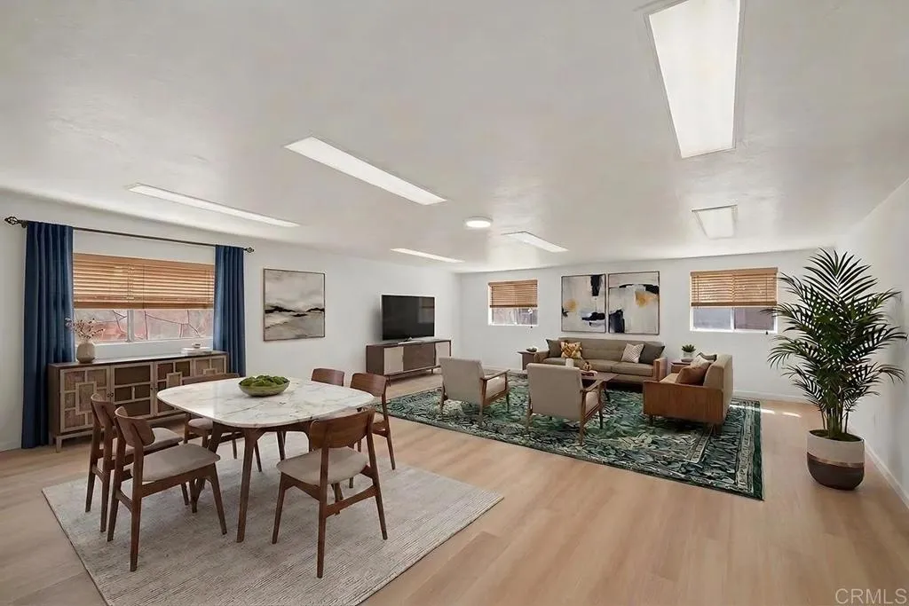https://cdn.realtyfeed.com/cdn/127/306739014/99cad00430d7a85ebcdb3064971eca8d.webp