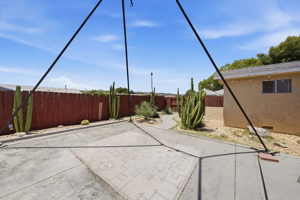 https://cdn.realtyfeed.com/cdn/127/306739019/e1e8124085c8a52b624eccf794e0d461.webp