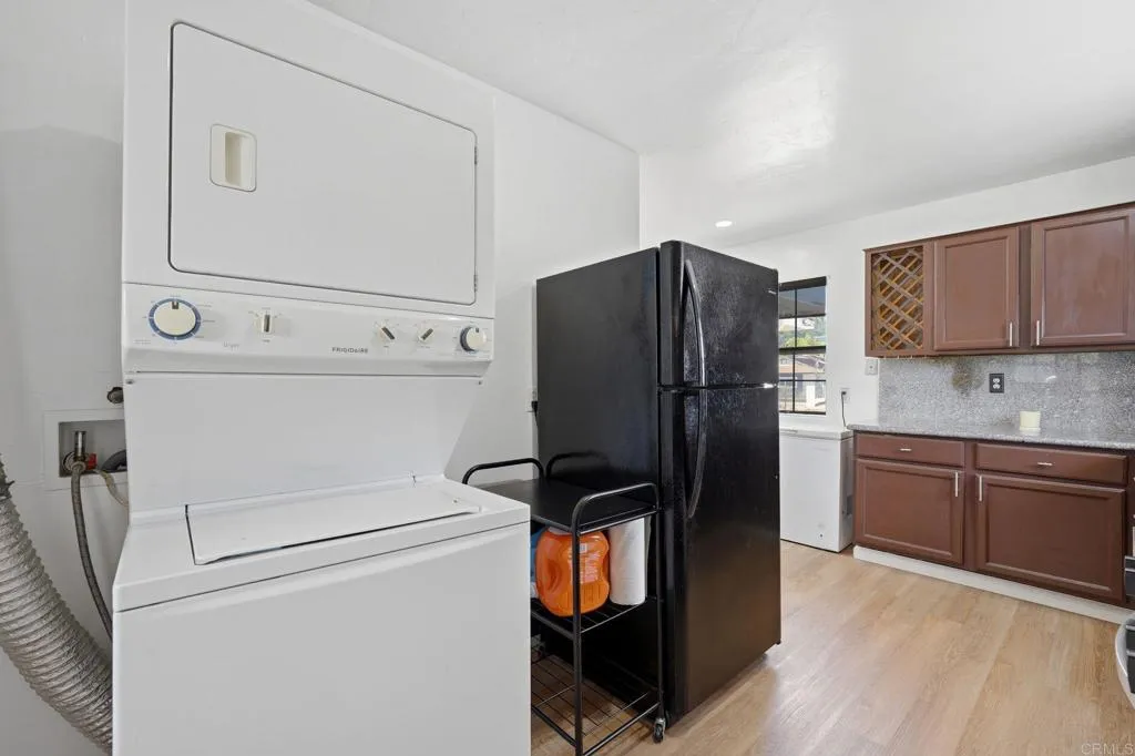 https://cdn.realtyfeed.com/cdn/127/306739019/e2e5e45b07e74d7a02afd76a37f320d5.webp