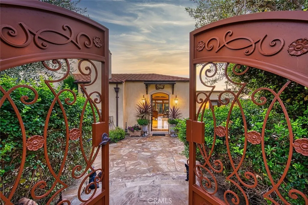 Laguna Beach, CA 92651
