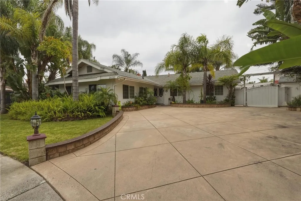 24092 Gemwood Drive, Lake Forest, CA 92630 - Photo 3 of 42, Lake Forest, CA