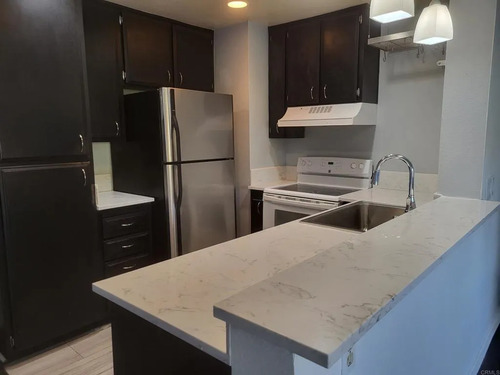 https://cdn.realtyfeed.com/cdn/127/306739067/49febb3135190c75cd6e3d16185ea1a8.webp