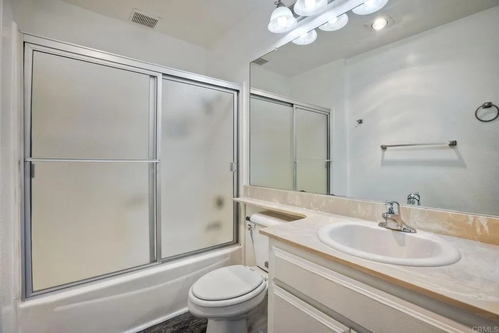 https://cdn.realtyfeed.com/cdn/127/306739067/ef15cff3e2a2dab43b26ab5072fa5bda.webp