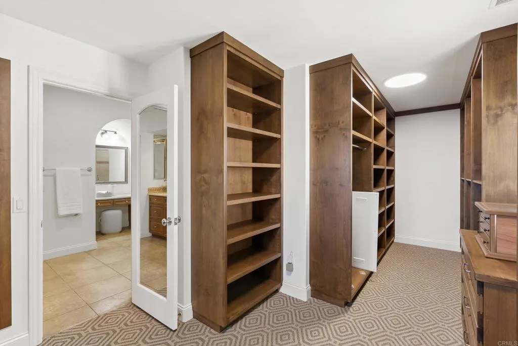 https://cdn.realtyfeed.com/cdn/127/306739071/56791364387eb07e7ebb0775b738a347.webp