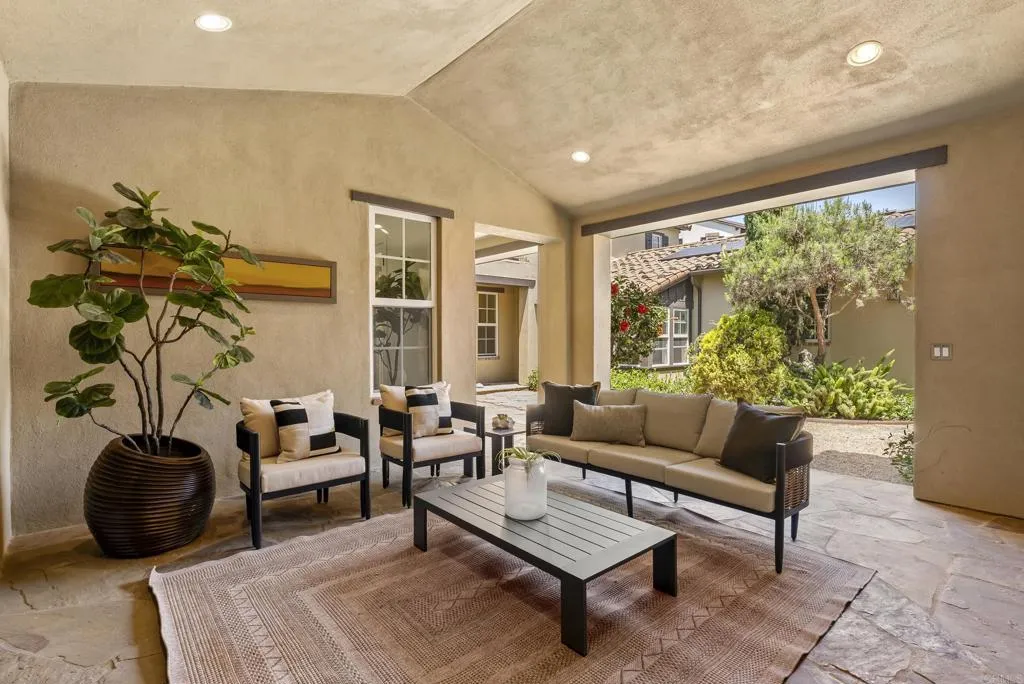 https://cdn.realtyfeed.com/cdn/127/306739071/802e8a068dac5692ae2c6209744ffdfc.webp