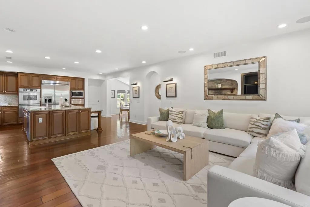 https://cdn.realtyfeed.com/cdn/127/306739071/9132c74fc6c777ad50c7c2f180f9e9cf.webp
