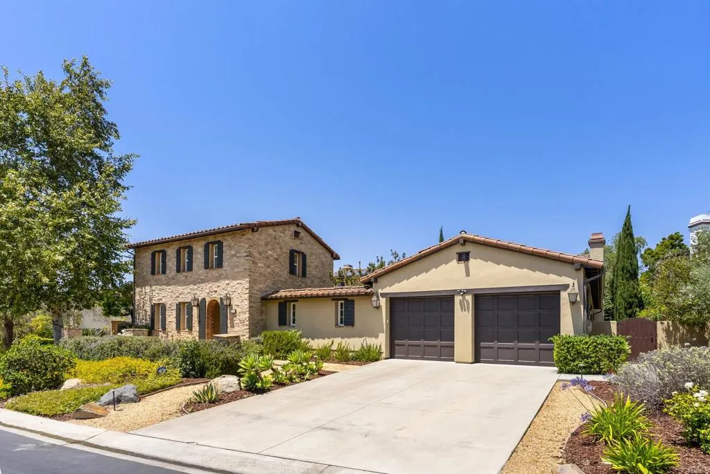https://cdn.realtyfeed.com/cdn/127/306739071/9e08da5e6f7e05de6560dae62d89f1b4.webp