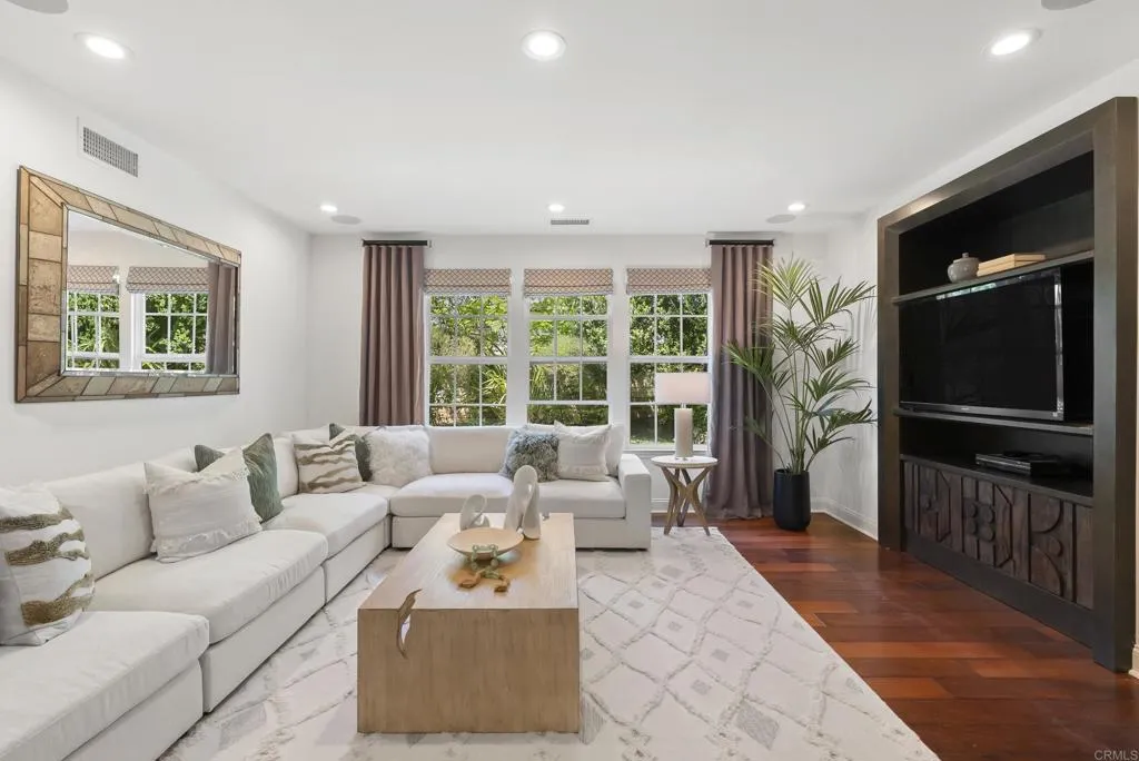 https://cdn.realtyfeed.com/cdn/127/306739071/a1236b54cbcdc431a367987b13538338.webp