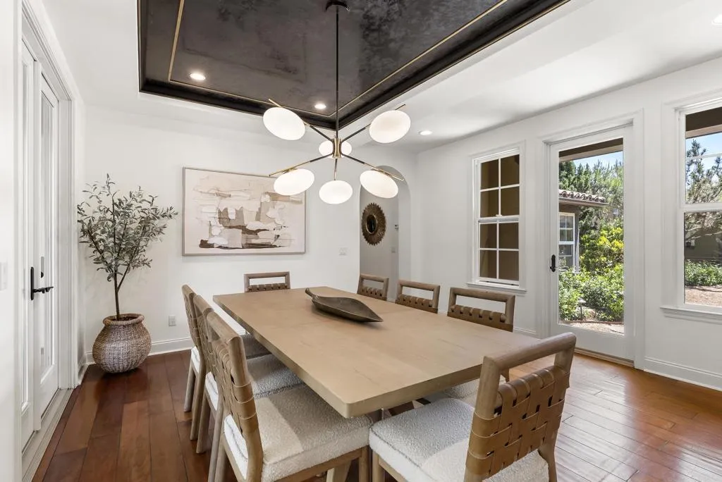 https://cdn.realtyfeed.com/cdn/127/306739071/db4ef88a9b3fd1a86c07bbce953c5adf.webp