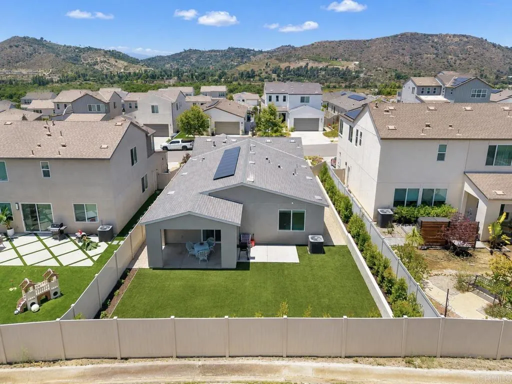 https://cdn.realtyfeed.com/cdn/127/306739073/36ad3f8da25ac87887d3ad9101717c8c.webp