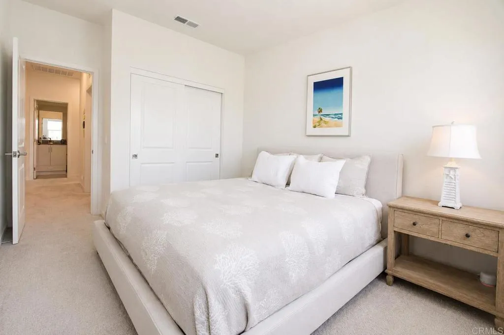 https://cdn.realtyfeed.com/cdn/127/306739073/47f3b392145adc40e6ca53ff14bf31ef.webp