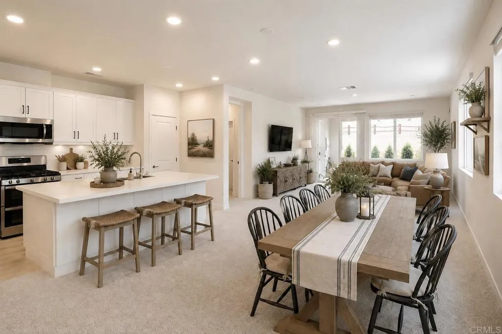 https://cdn.realtyfeed.com/cdn/127/306739073/4842b221de9aa851d6812e693606a8c4.webp