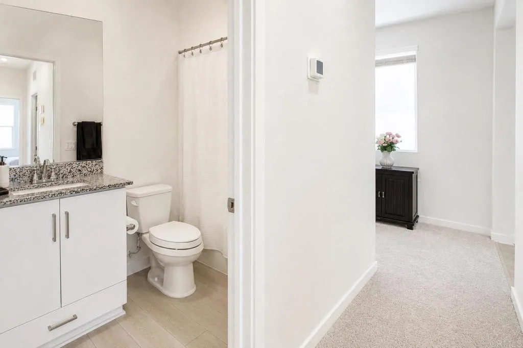 https://cdn.realtyfeed.com/cdn/127/306739073/4c3264697515062da06a44cc611154ba.webp