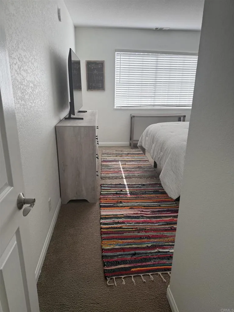 https://cdn.realtyfeed.com/cdn/127/306739083/caed1962061bd55cfd8a7529c8b3f634.webp