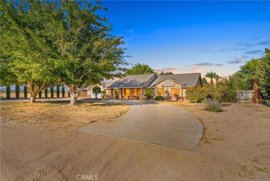 Lancaster, CA 93536