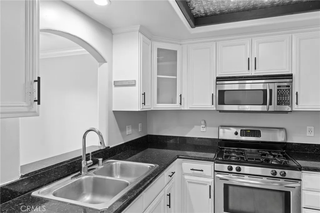 https://cdn.realtyfeed.com/cdn/127/306739138/09c945304fc2caaa0219d15ea51d83c9.webp