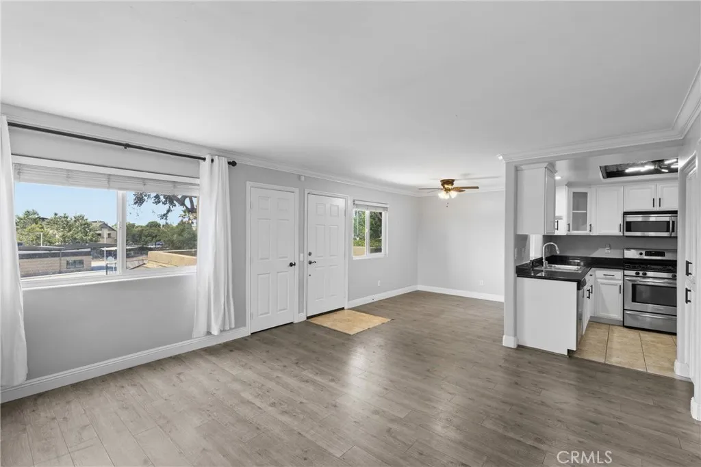 https://cdn.realtyfeed.com/cdn/127/306739138/86c289e19f777f8df0744ab7b7dea743.webp