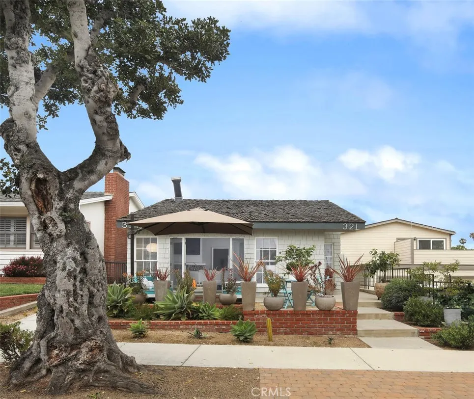 Corona Del Mar, CA 92625