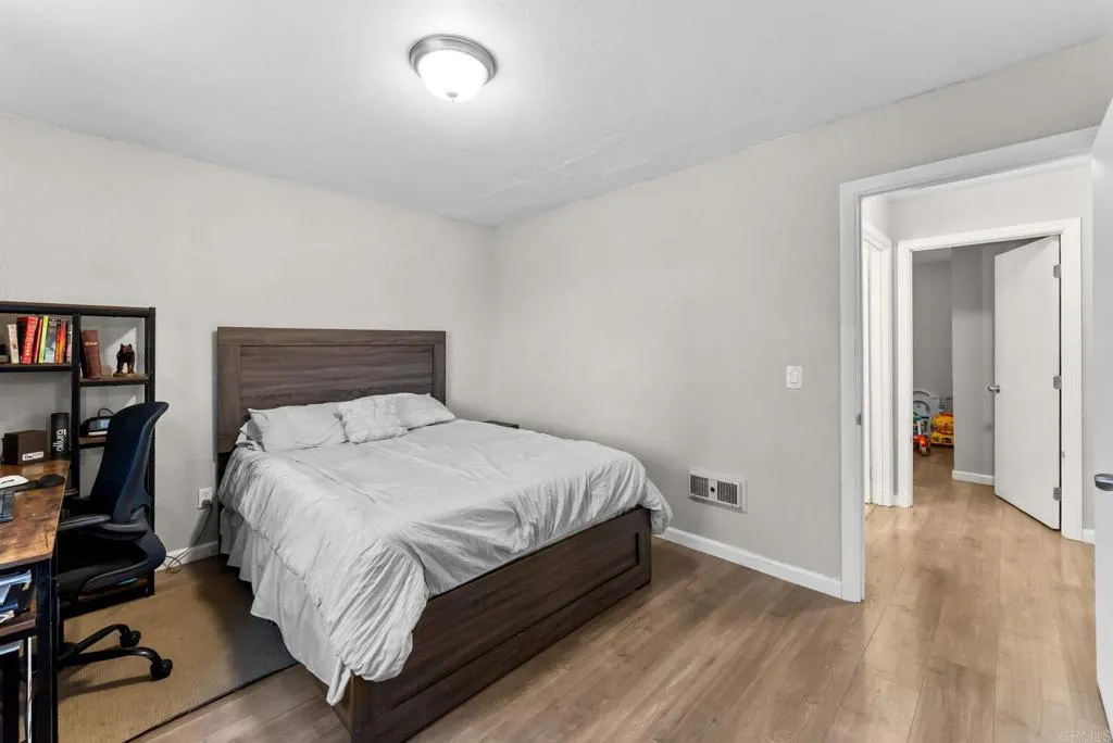 Photo #8: PTP2604426 Listing: Photo #8