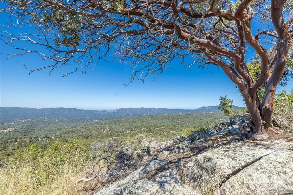 Oakhurst, CA 93644