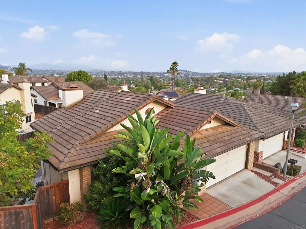 https://cdn.realtyfeed.com/cdn/127/306739369/2e02372a5d052d90abb68413192ef877.webp