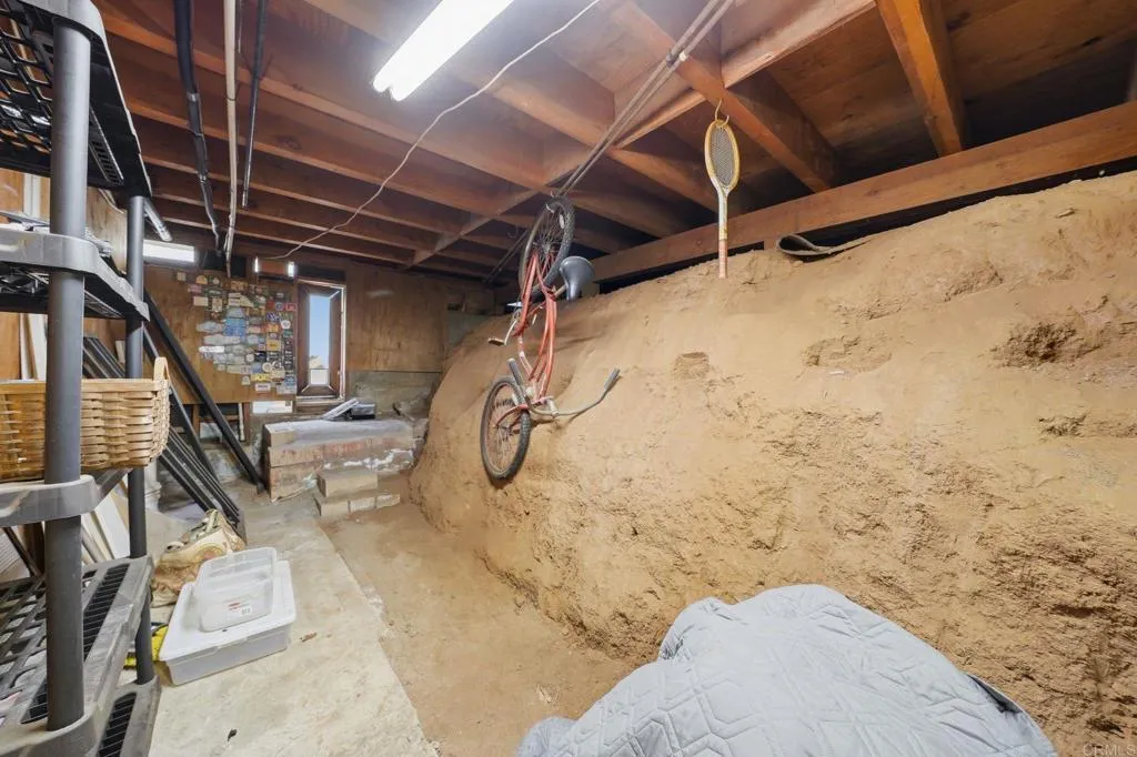 https://cdn.realtyfeed.com/cdn/127/306739369/aee683ecfd114133970ea4098fa17fd0.webp