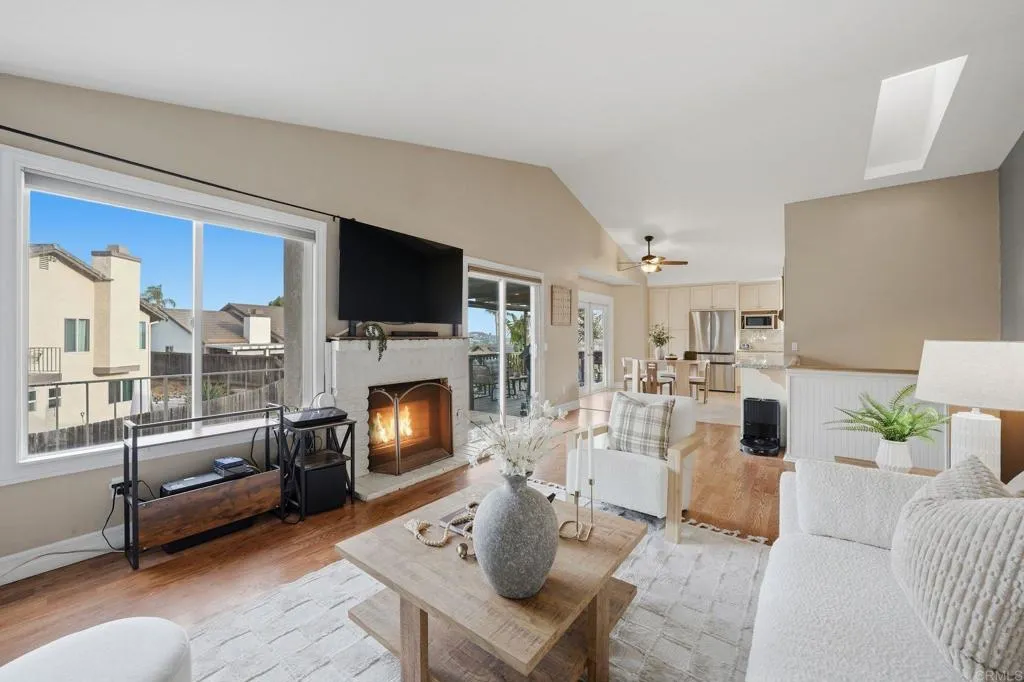 https://cdn.realtyfeed.com/cdn/127/306739369/c624ed3ded5a78377d68c260012f1134.webp