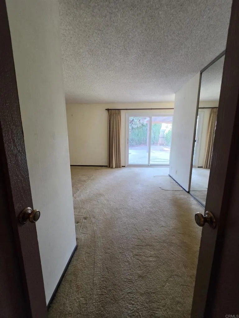 https://cdn.realtyfeed.com/cdn/127/306739402/57aa6b0ee4ac844a8f249b32bef5b371.webp