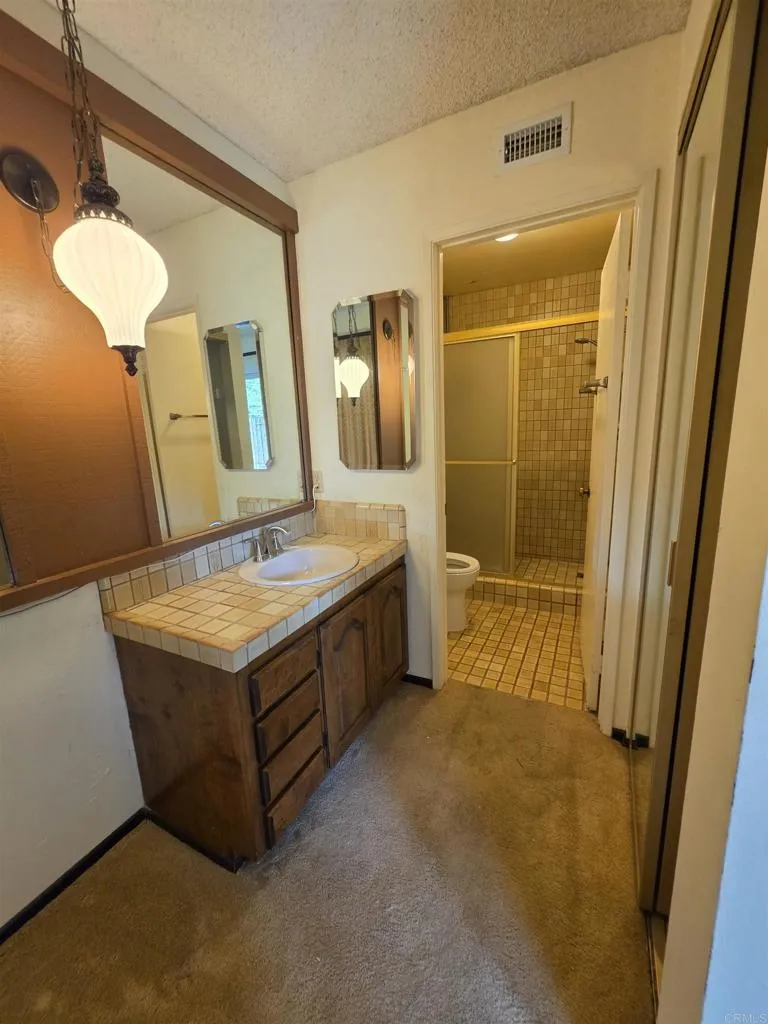 https://cdn.realtyfeed.com/cdn/127/306739402/7625e670ef01ba8de5f77d90c4294c14.webp