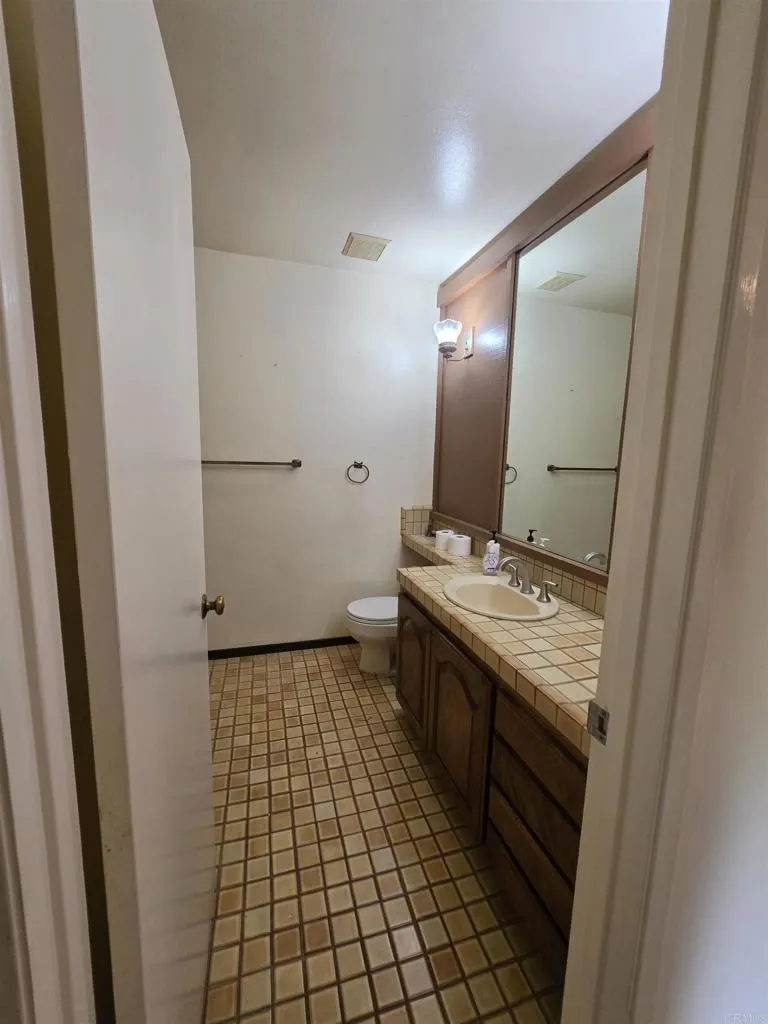 https://cdn.realtyfeed.com/cdn/127/306739402/7e713a3e5139963b96f83f3d578ea0d6.webp