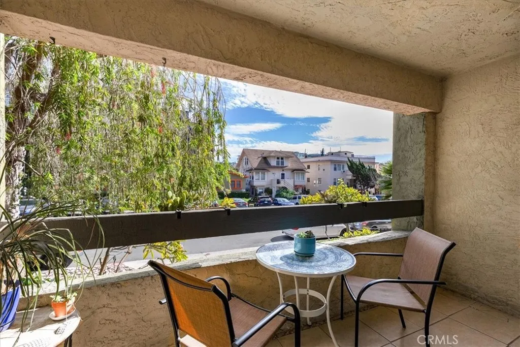 https://cdn.realtyfeed.com/cdn/127/306739403/5d8eeb1473191819c2ca72c529140ca5.webp