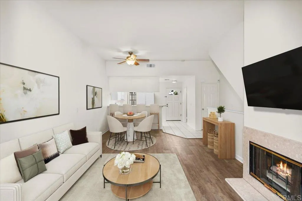 https://cdn.realtyfeed.com/cdn/127/306739404/dc2744ab21c4af65002c86031fbc6f58.webp