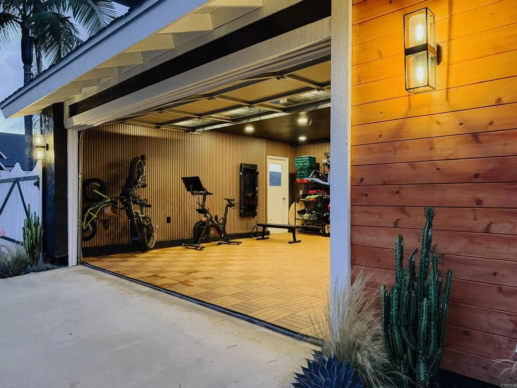 https://cdn.realtyfeed.com/cdn/127/306739406/298d60e16e7f2b1cc1a70bc73ac0248c.webp