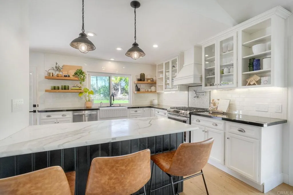 https://cdn.realtyfeed.com/cdn/127/306739406/52bd19d8ef306fd1992eb1b10f756341.webp