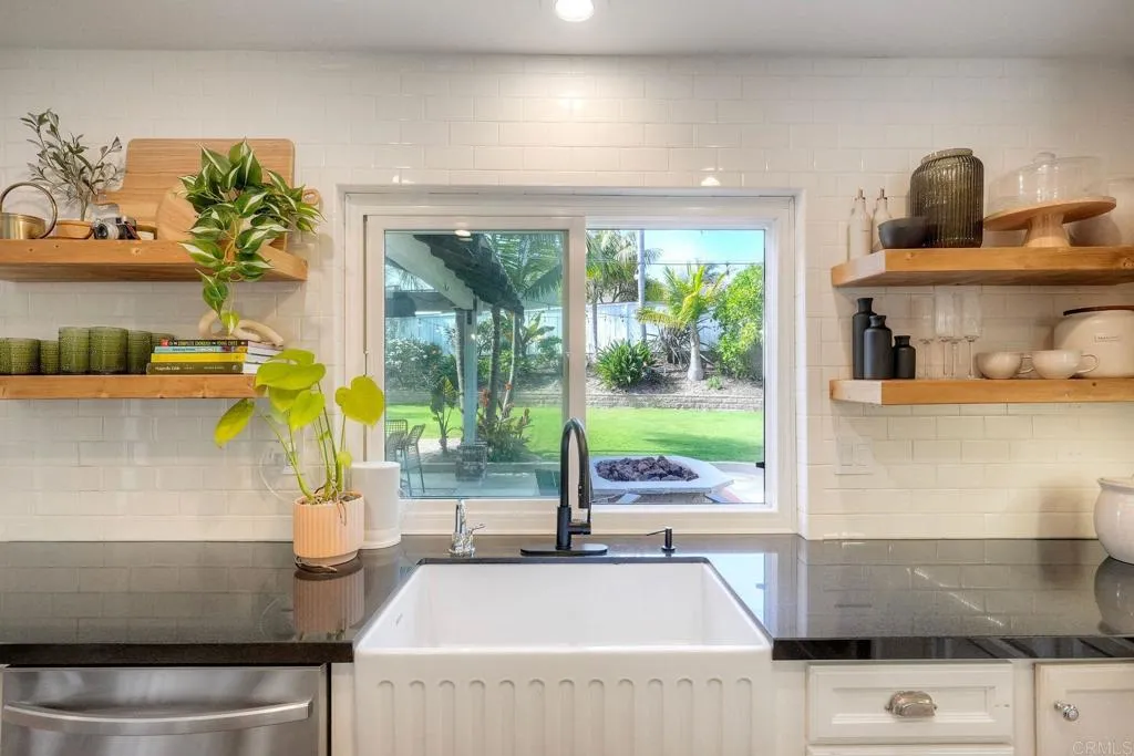 https://cdn.realtyfeed.com/cdn/127/306739406/59dcd3ded085288f701e491f76f44b55.webp