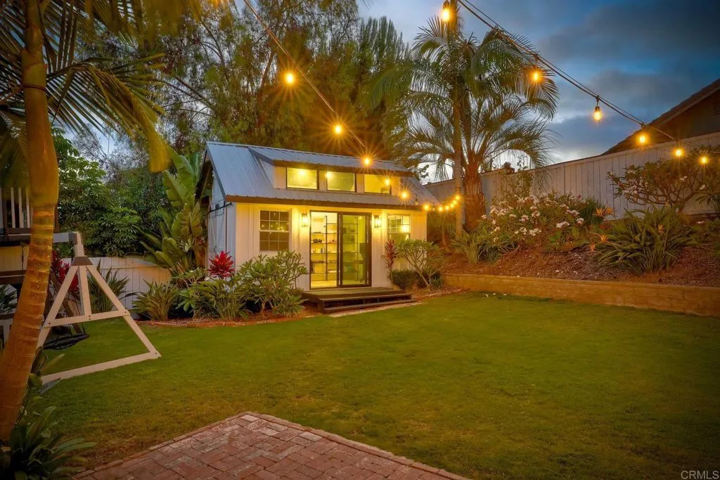 https://cdn.realtyfeed.com/cdn/127/306739406/63b2f6b8e4a8093b5ed2f3a0123d9404.webp