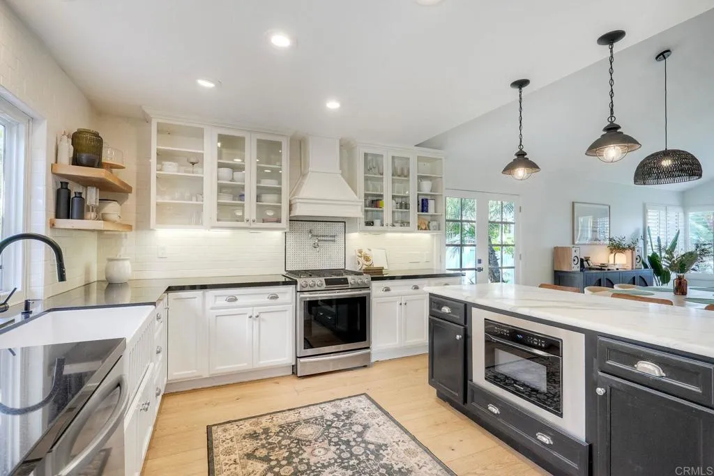 https://cdn.realtyfeed.com/cdn/127/306739406/73ffd0fa84b18a52c5e6532edea1f22f.webp