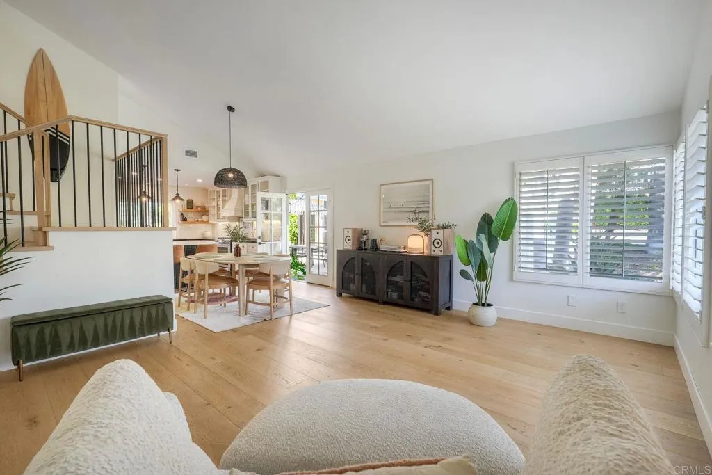 https://cdn.realtyfeed.com/cdn/127/306739406/9a2acc32190595ee3c39b909ac78f44a.webp