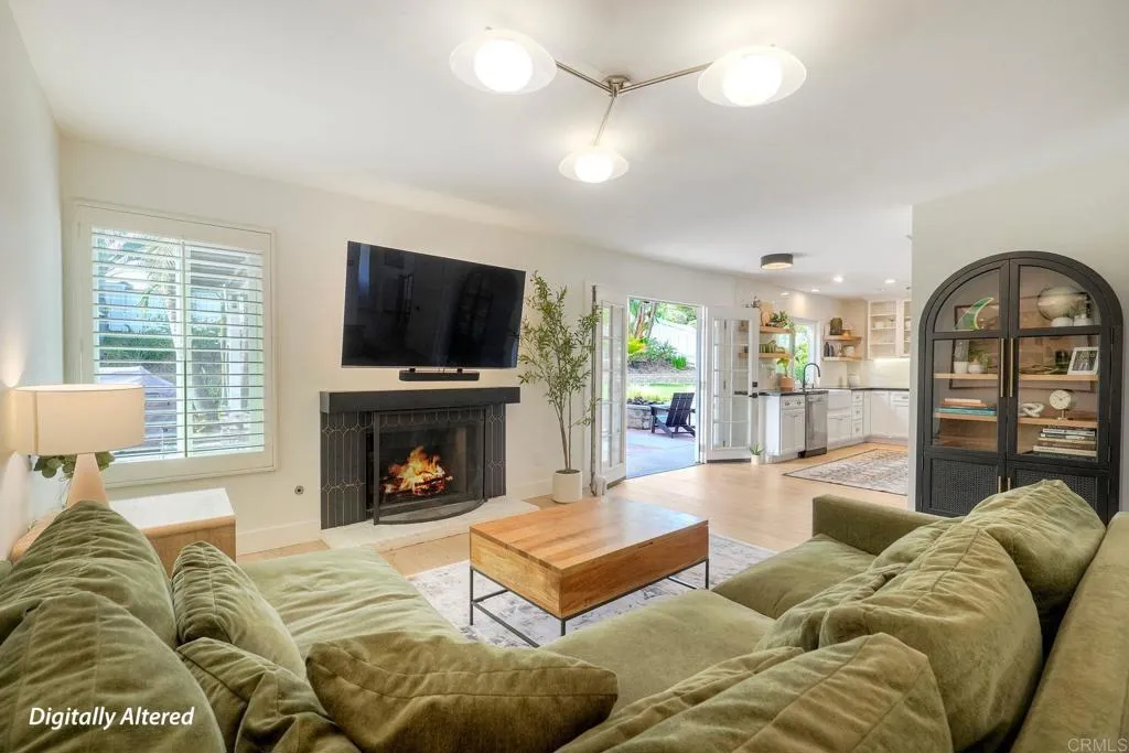 https://cdn.realtyfeed.com/cdn/127/306739406/aa1edca2359a034e1ea78b9220cad8b3.webp